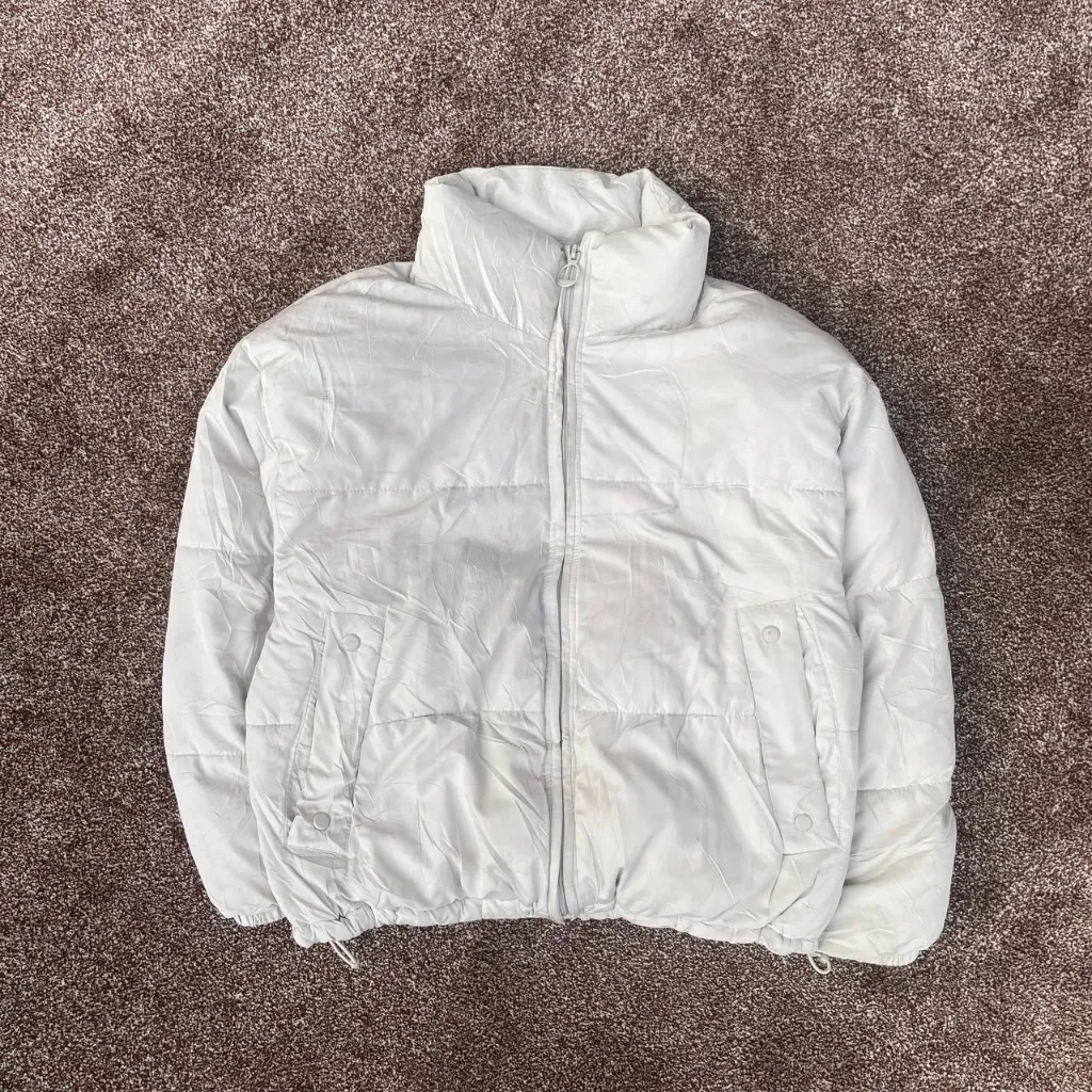 White Puffer Jacket-L