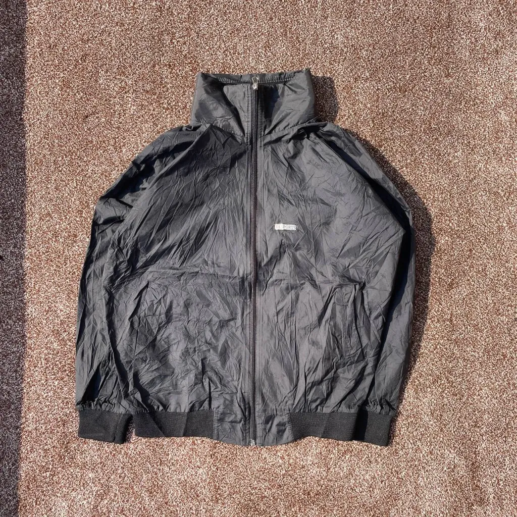 Black Zipper Vtg Jacket-M/L