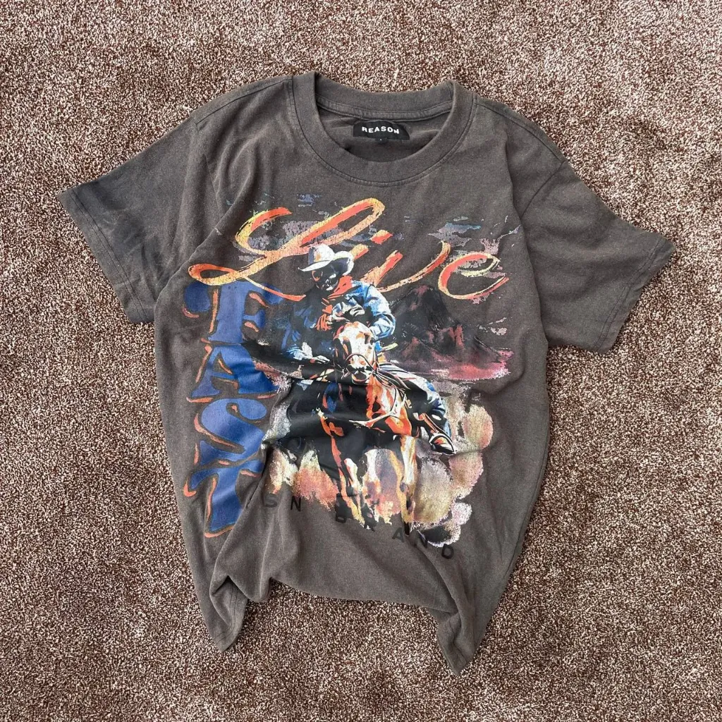 LIVE FAST VTG TEE-L
